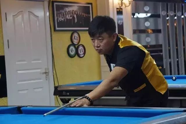 的一些犯规 的一些犯规