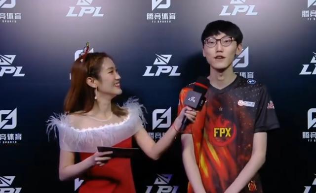 让球员在场 让球员在场