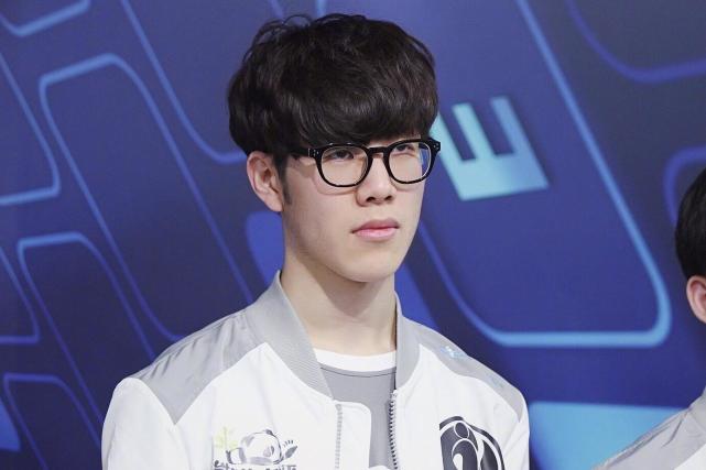 功不仅是球 功不仅是球