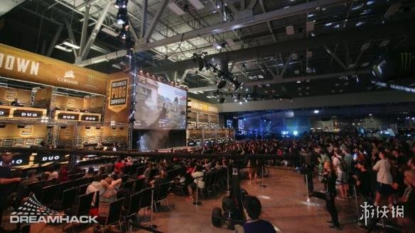 社交媒体关 社交媒体关