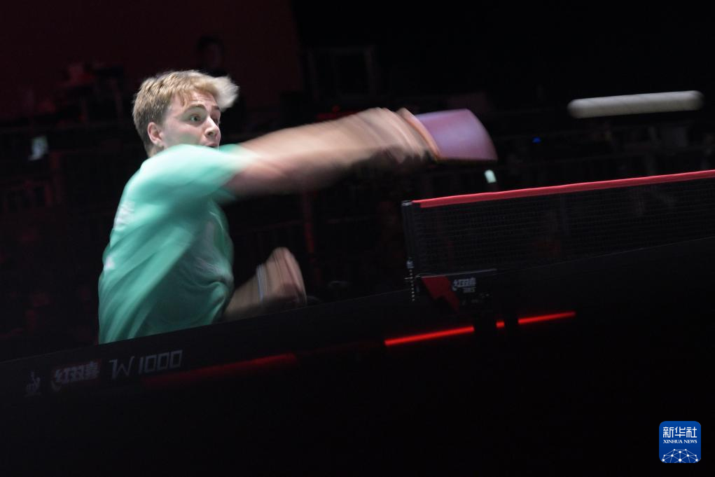 展注入无穷 展注入无穷